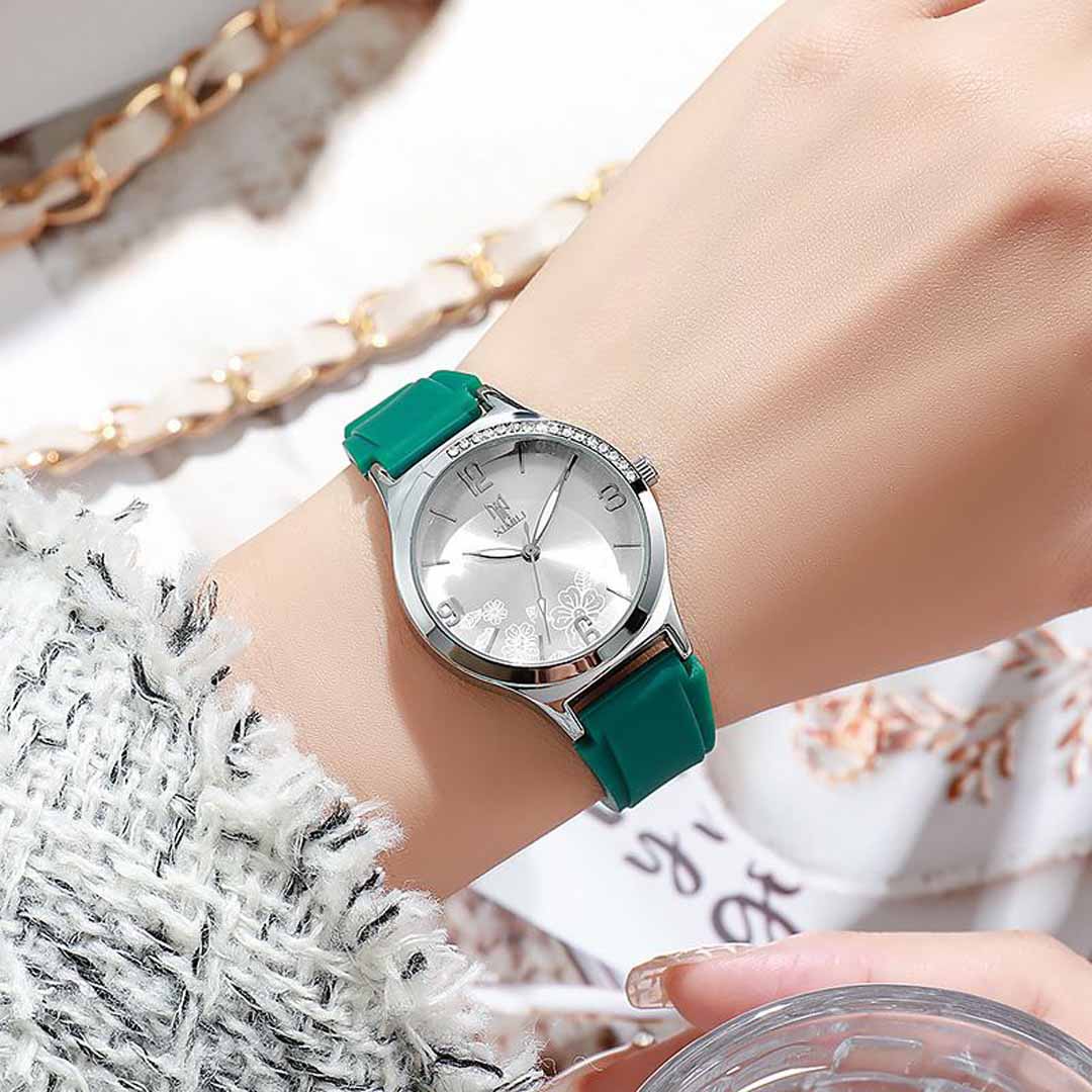 ساعت پیو رنگی